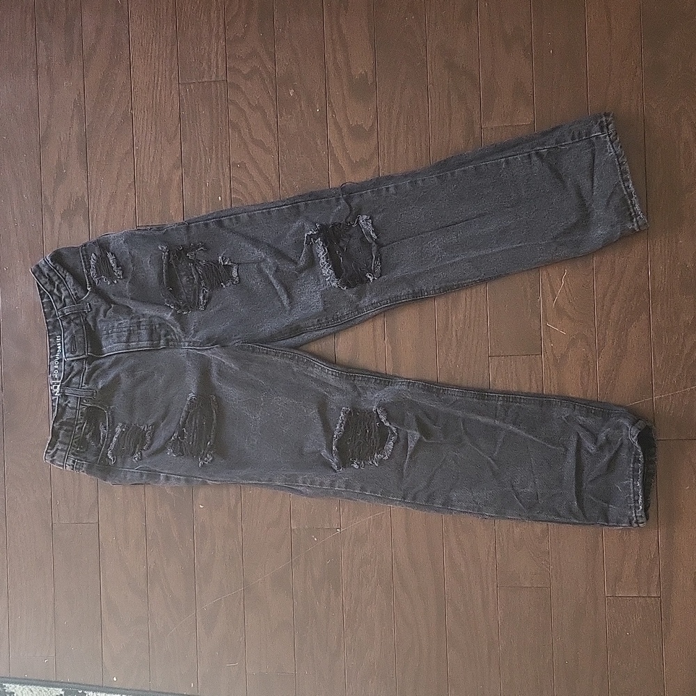 No Boundaries Relaxed Fit Charcoal Distressed Jeans